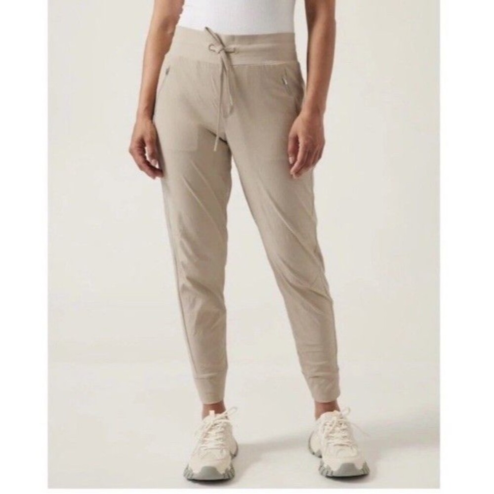 ATHLETA Trekkie North Jogger Pant Ecru Khaki Women’s 14P